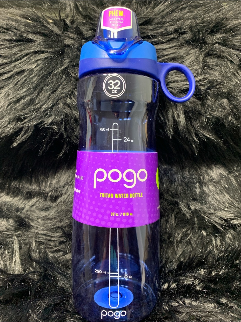 Pogo 32oz Tritan Water Bottle in Blue - new